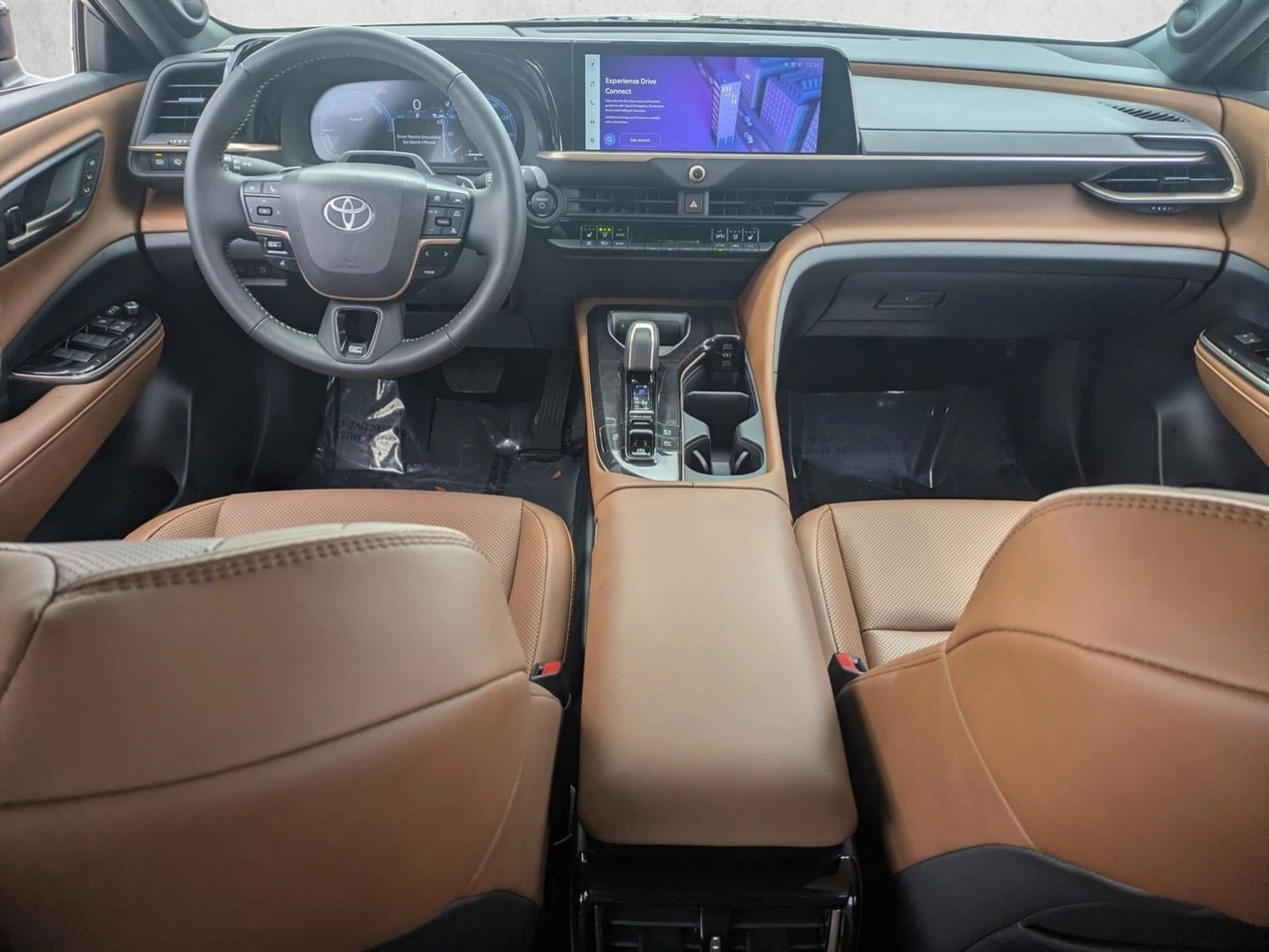 2025 Toyota Crown Signia Limited AWD (Natl)