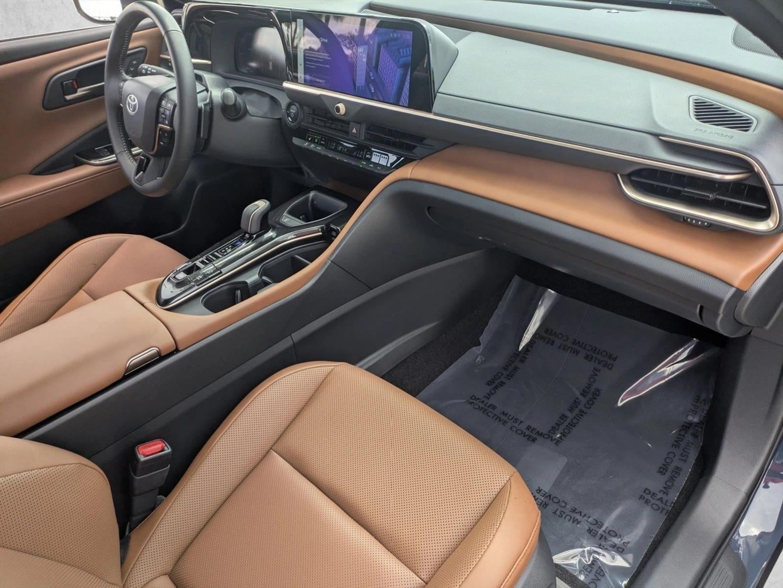 2025 Toyota Crown Signia Limited AWD (Natl)