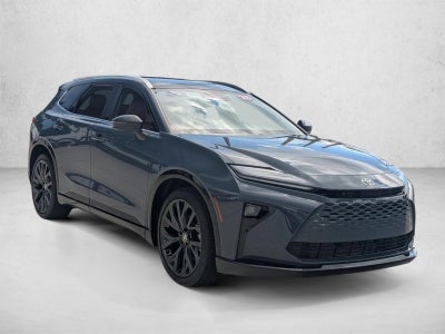 2025 Toyota Crown Signia Limited AWD (Natl)