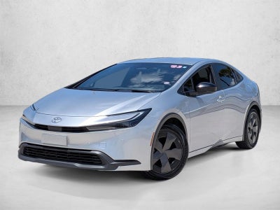 2023 Toyota Prius LE (Natl)