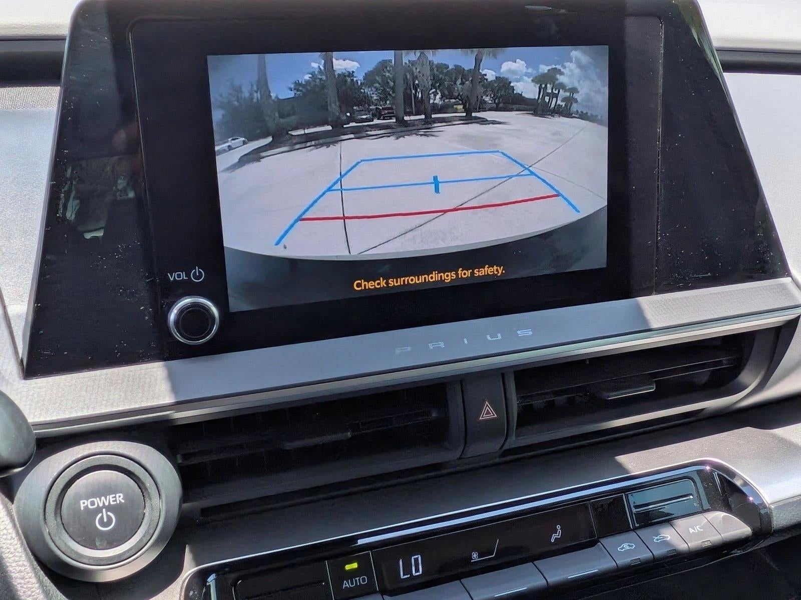 2023 Toyota Prius LE (Natl)