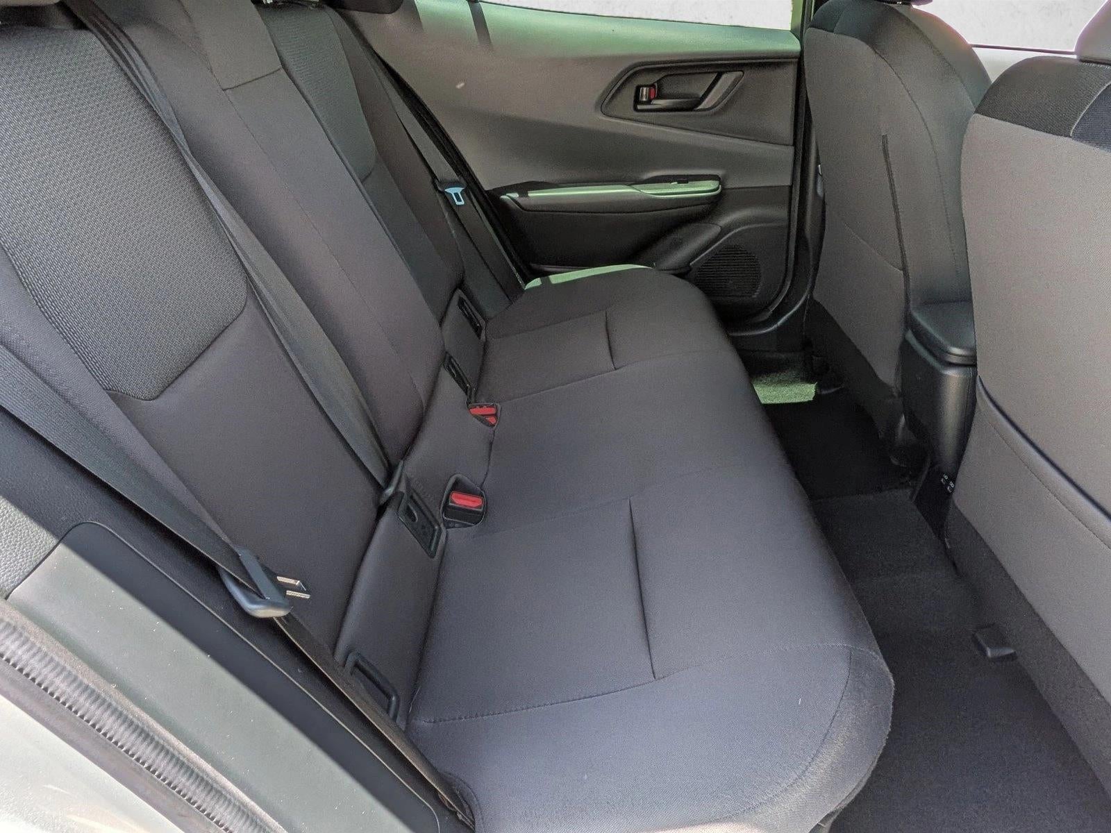 2023 Toyota Prius LE (Natl)