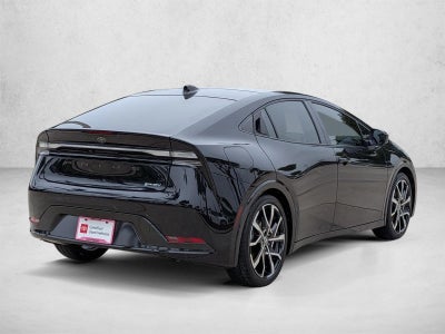 2026 Toyota Prius Plug-In Hybrid XSE (Natl)