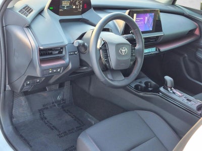 2026 Toyota Prius Plug-In Hybrid SE (Natl)