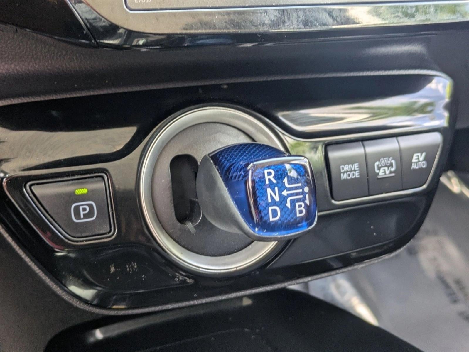 2022 Toyota Prius Prime XLE (Natl)
