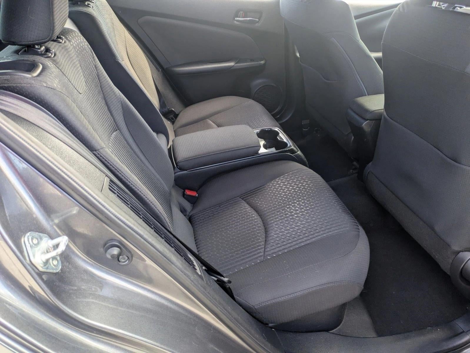 2019 Toyota Prius Prime Plus (Natl)