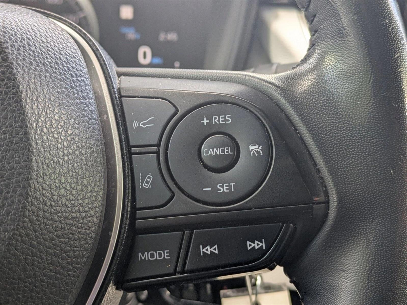 2022 Toyota Corolla SE CVT (Natl)