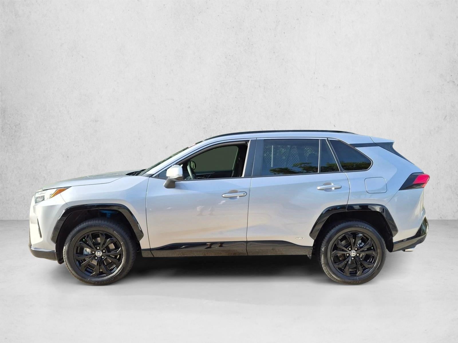 2022 Toyota RAV4 Hybrid SE AWD (Natl)