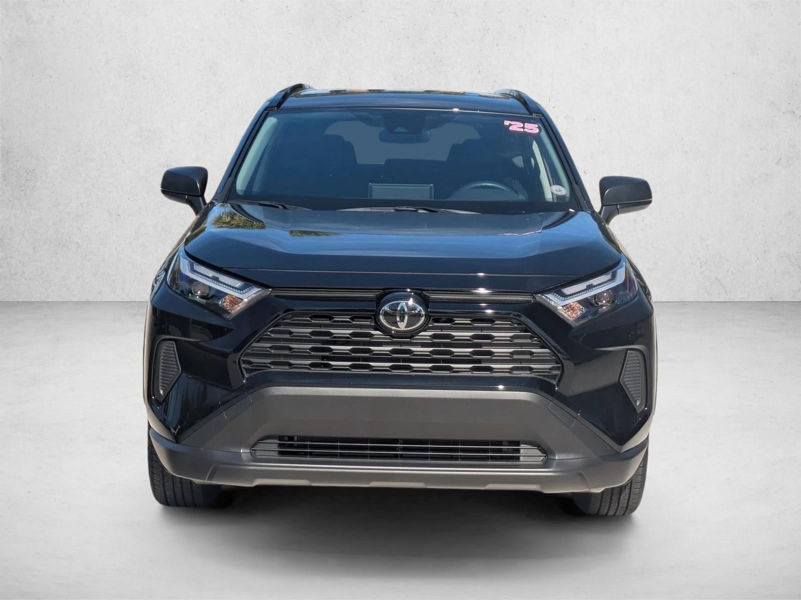 2025 Toyota RAV4 Hybrid LE AWD (Natl)