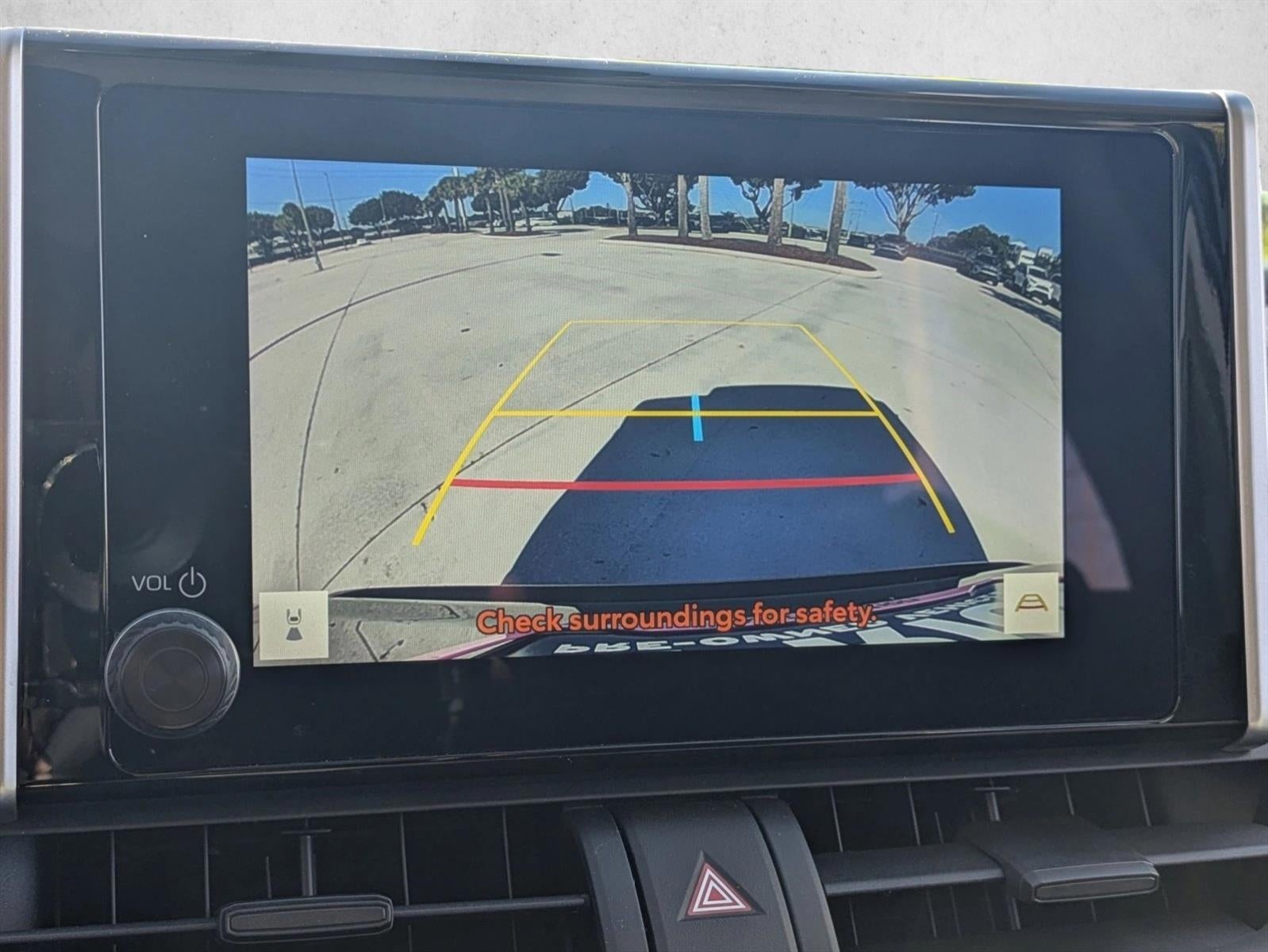 2025 Toyota RAV4 Hybrid LE AWD (Natl)