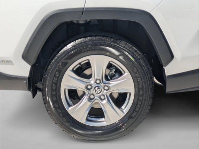 2025 Toyota RAV4 Hybrid LE AWD (Natl)