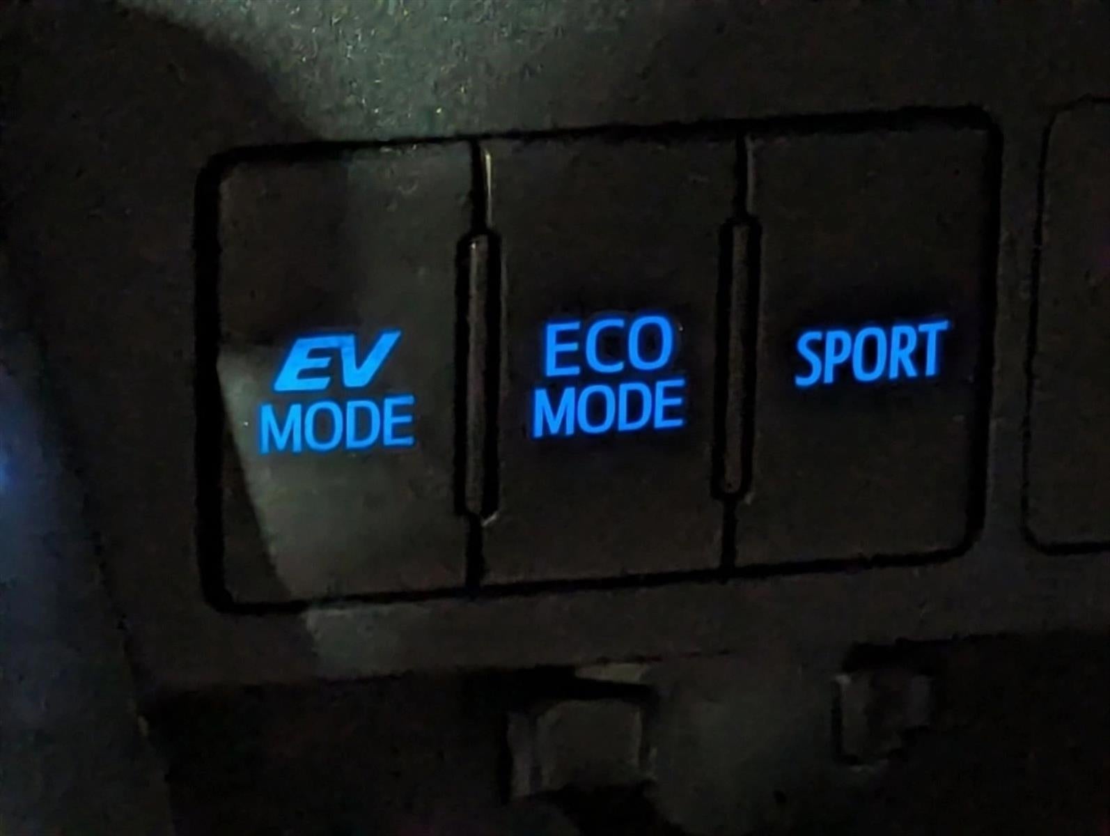 2016 Toyota RAV4 Hybrid AWD 4dr XLE (Natl)