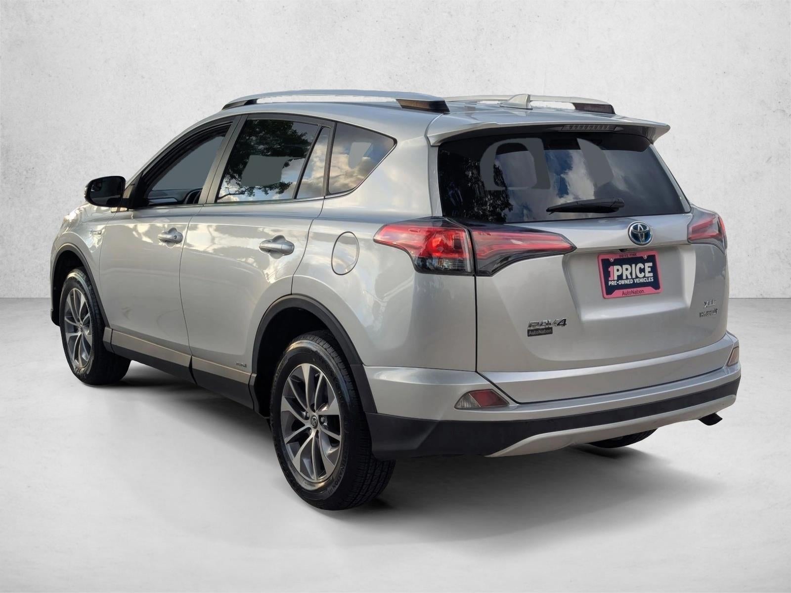 2016 Toyota RAV4 Hybrid AWD 4dr XLE (Natl)