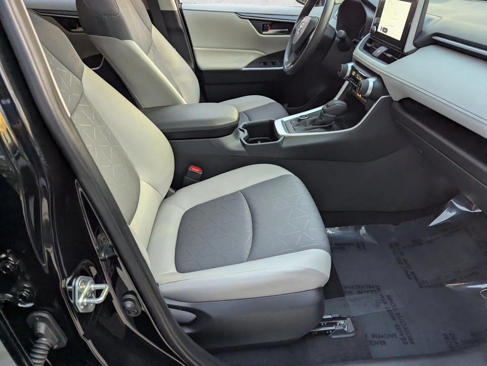 2025 Toyota RAV4 Hybrid XLE AWD (Natl)