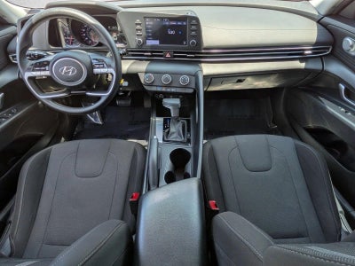2022 Hyundai ELANTRA SE IVT