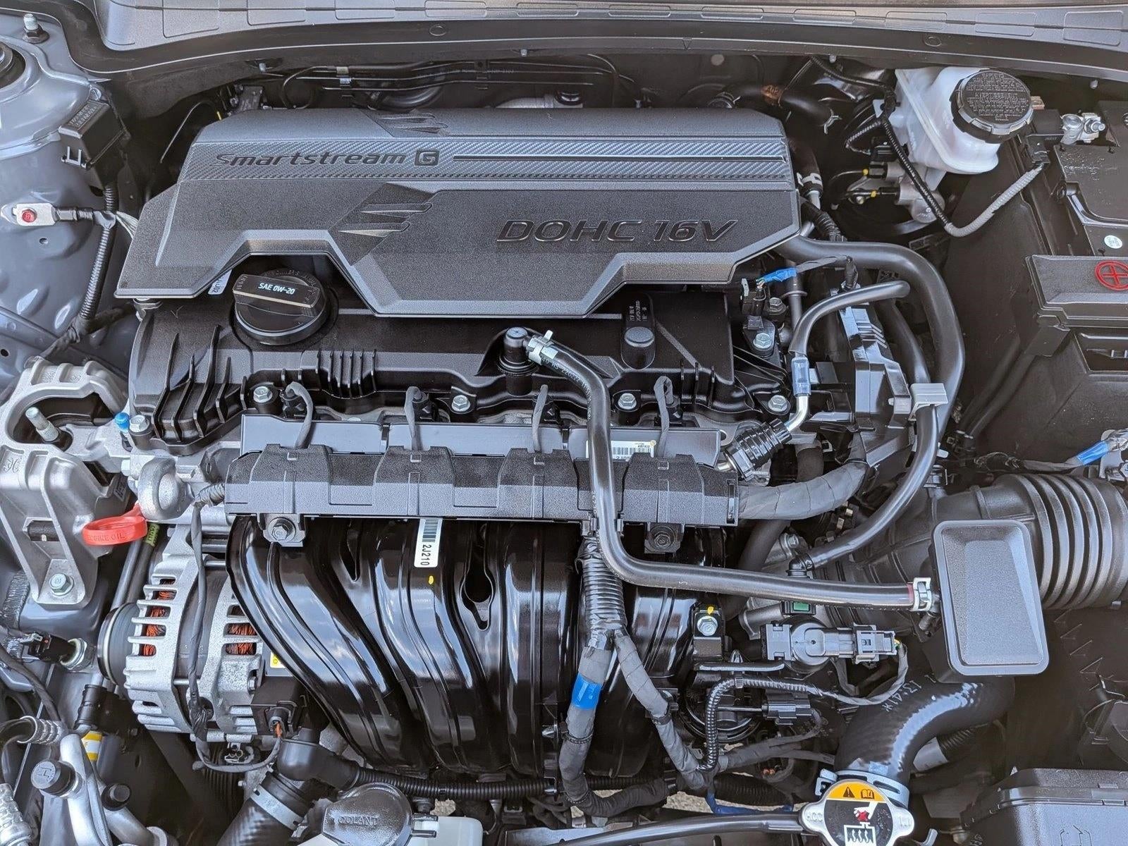 2022 Hyundai ELANTRA SE IVT