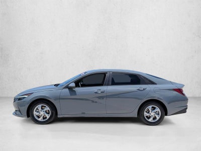 2022 Hyundai ELANTRA SE IVT