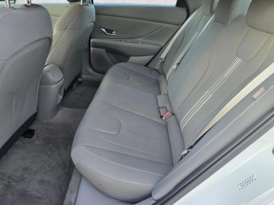 2024 Hyundai ELANTRA SEL IVT