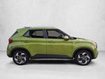 2024 Hyundai VENUE SEL IVT