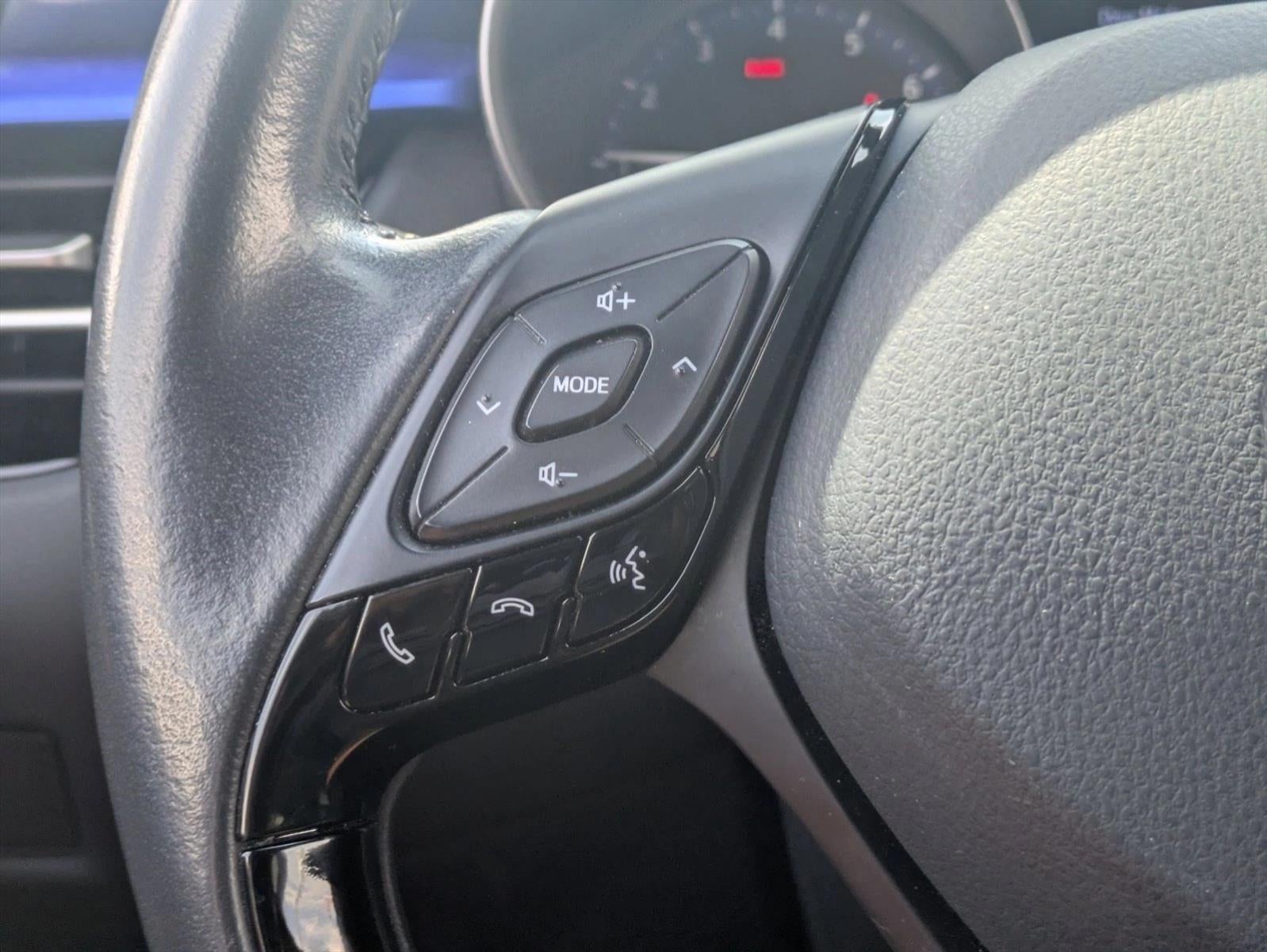 2021 Toyota C-HR XLE FWD (Natl)