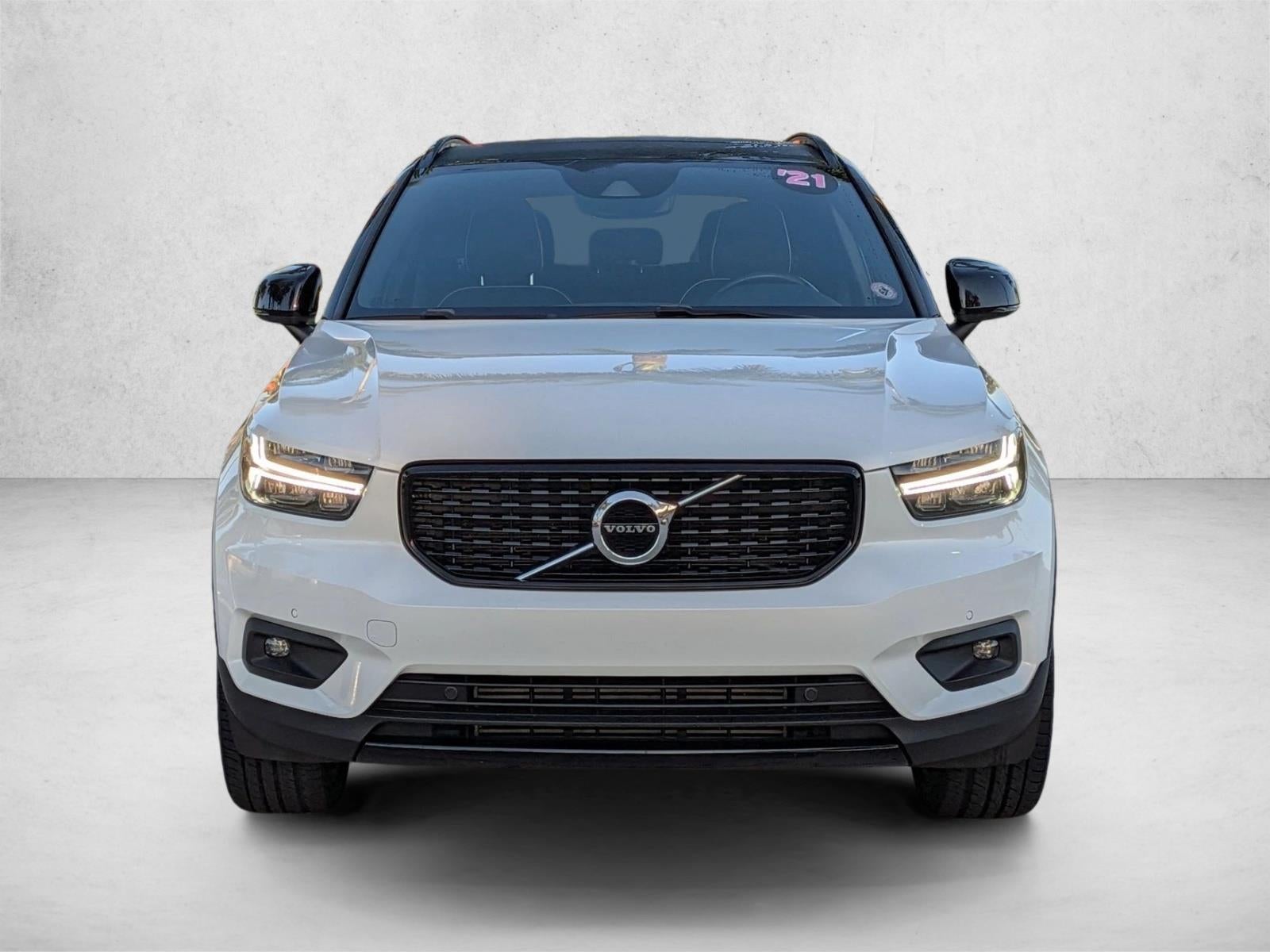 2021 Volvo XC40 T5 AWD R-Design