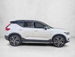 2021 Volvo XC40 T5 AWD R-Design