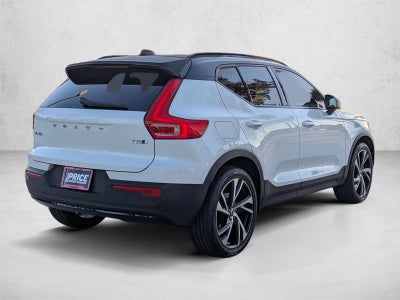 2021 Volvo XC40 T5 AWD R-Design