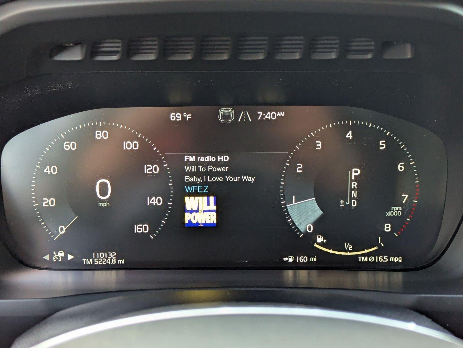 2020 Volvo XC90 T6 AWD Momentum 7 Passenger