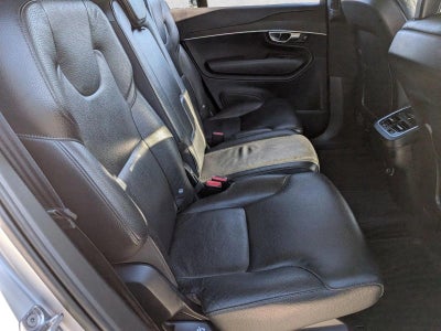 2020 Volvo XC90 T6 AWD Momentum 7 Passenger