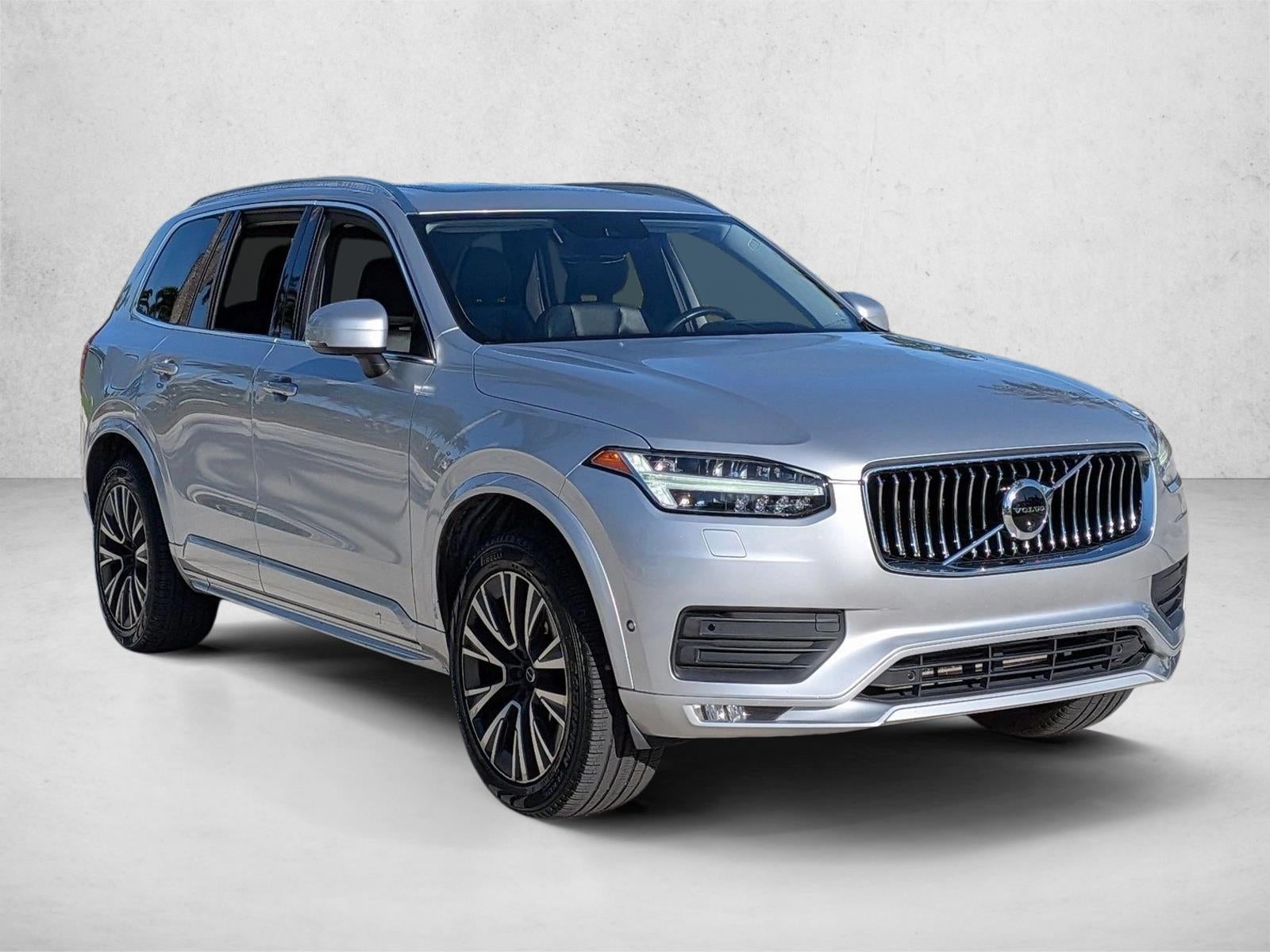2020 Volvo XC90 T6 AWD Momentum 7 Passenger