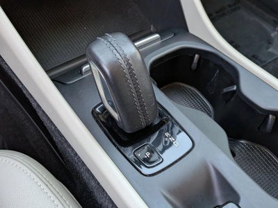 2021 Volvo XC40 T4 FWD Momentum