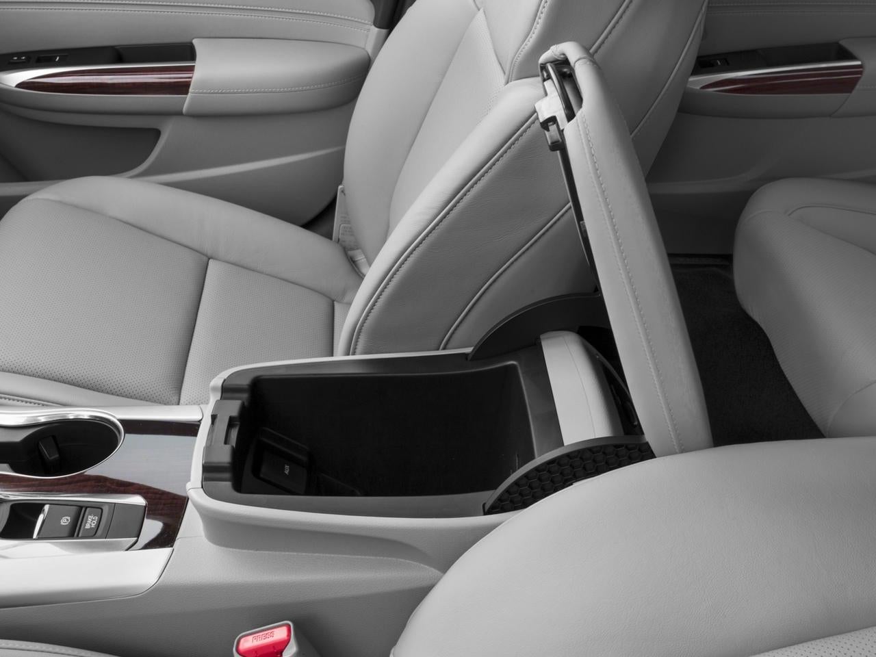 2017 Acura TLX FWD V6 w/Technology Pkg