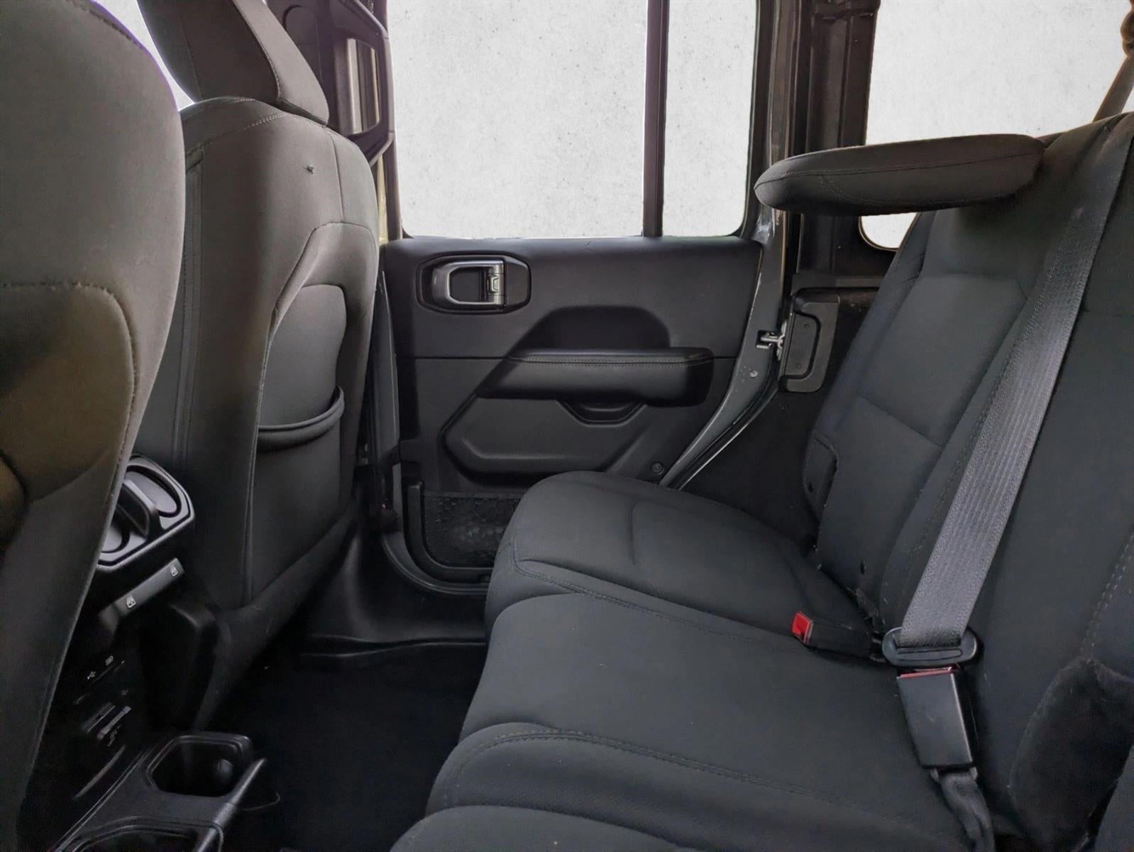 2018 Jeep Wrangler Unlimited Sahara 4x4