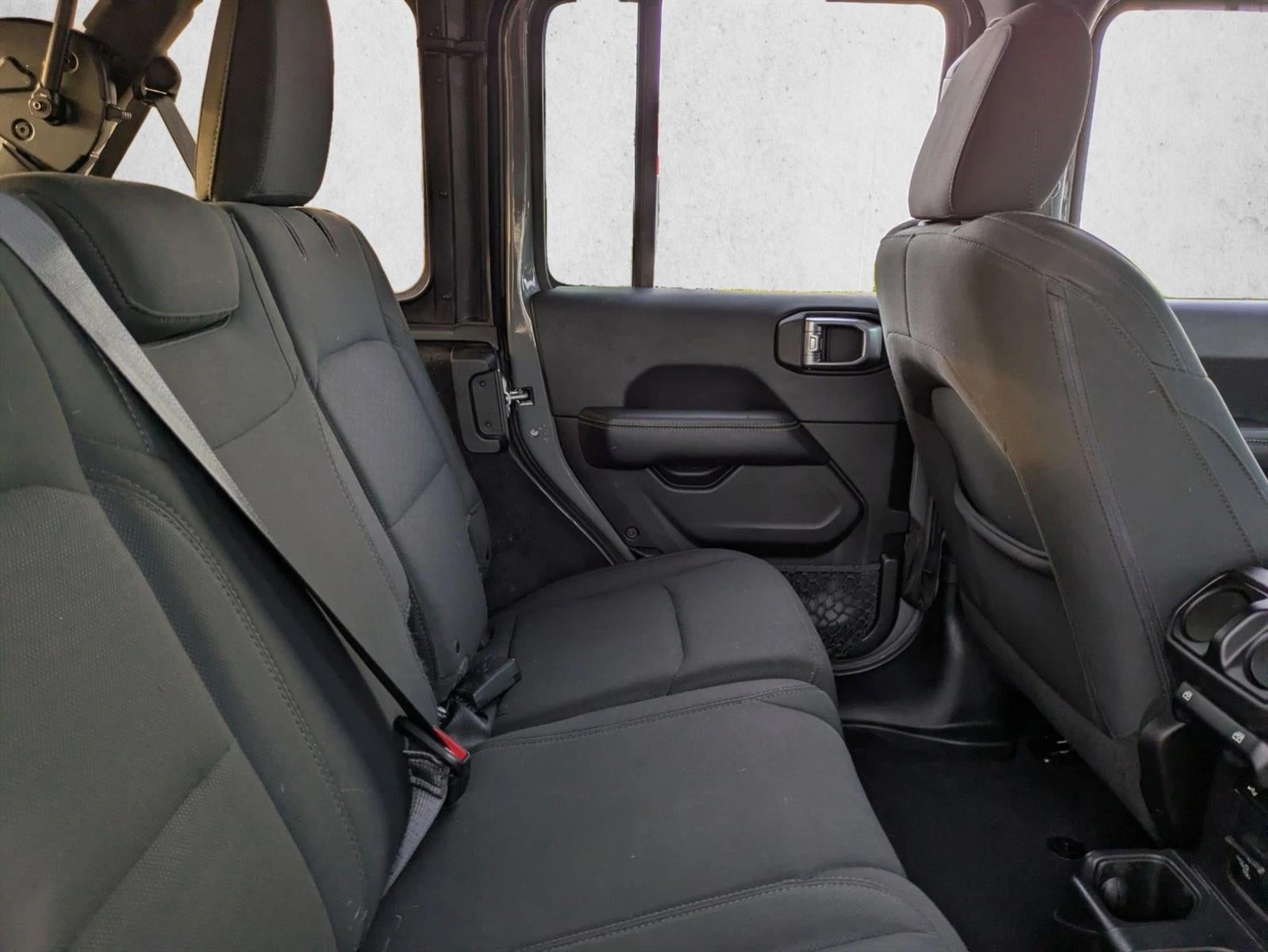 2018 Jeep Wrangler Unlimited Sahara 4x4