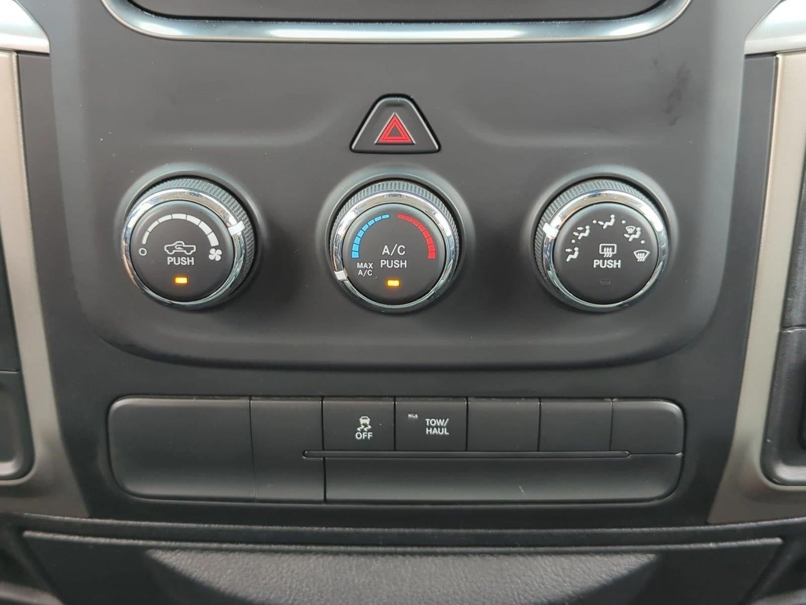 2016 RAM 1500 2WD Quad Cab 6.4 Ft Box Big Horn