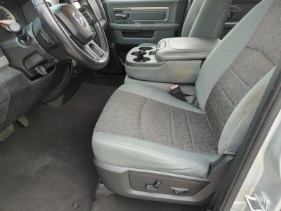 2016 RAM 1500 2WD Quad Cab 6.4 Ft Box Big Horn