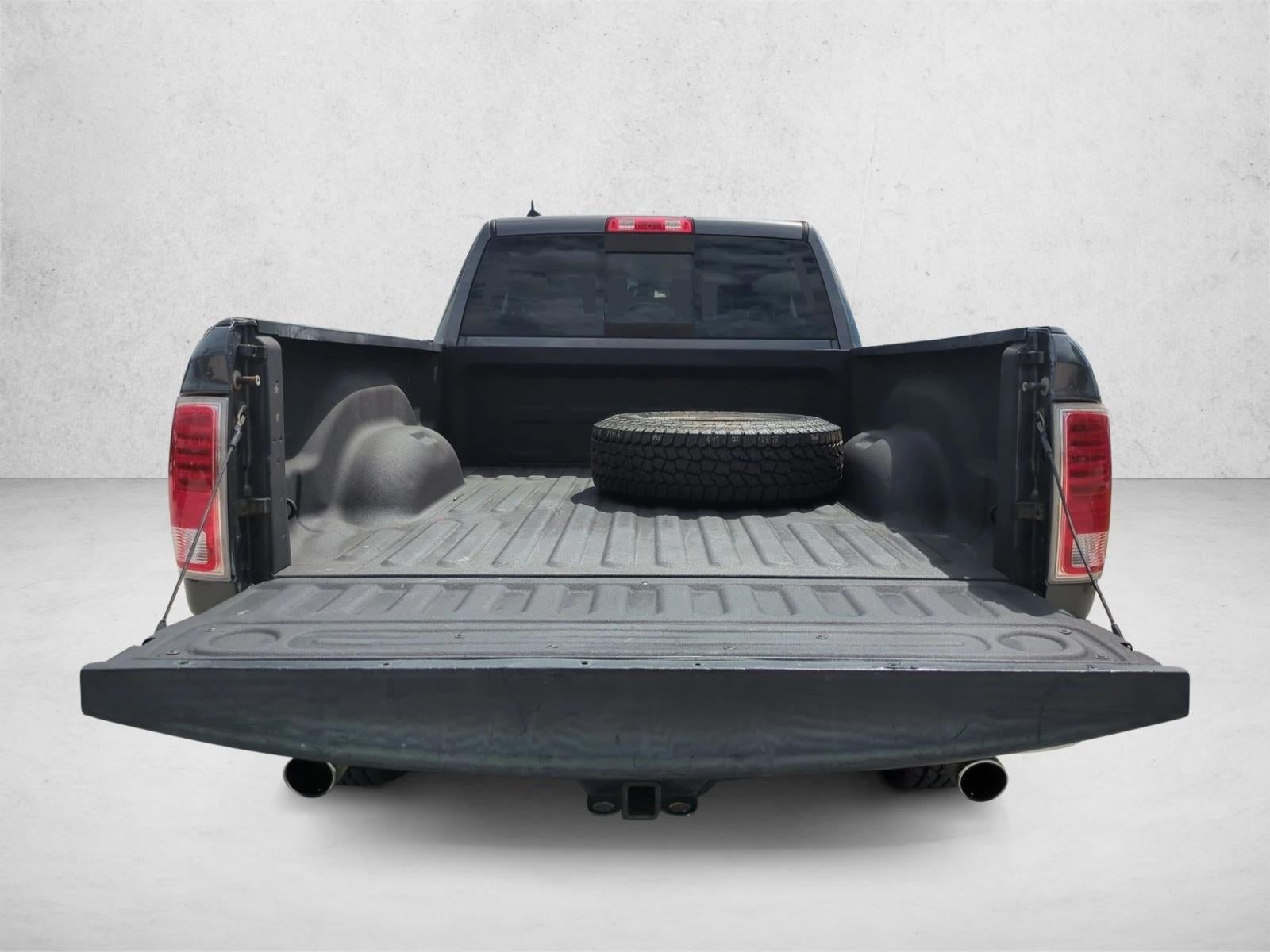 2016 RAM 1500 4WD Crew Cab 6.4 Ft Box Laramie