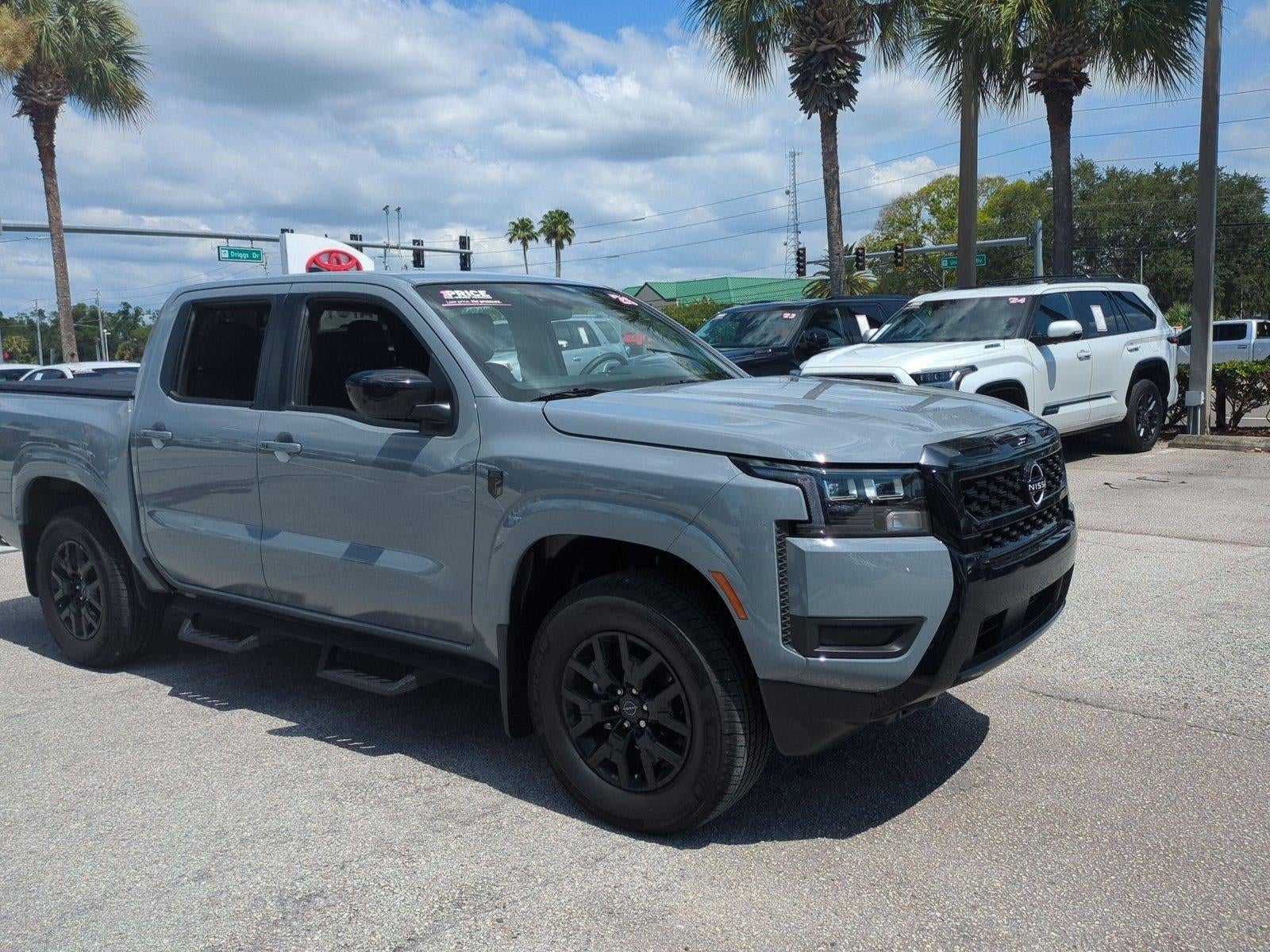 2026 Nissan Frontier Crew Cab 4x4 SV