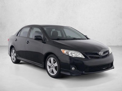 2013 Toyota Corolla 4dr Sdn Auto S (Natl)