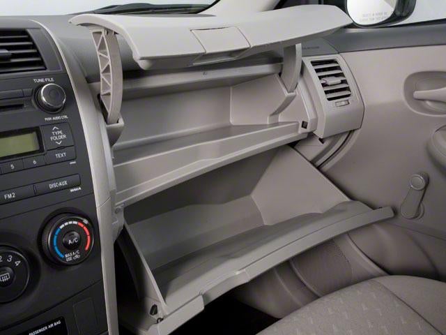 2010 Toyota Corolla 4dr Sdn Man (Natl)