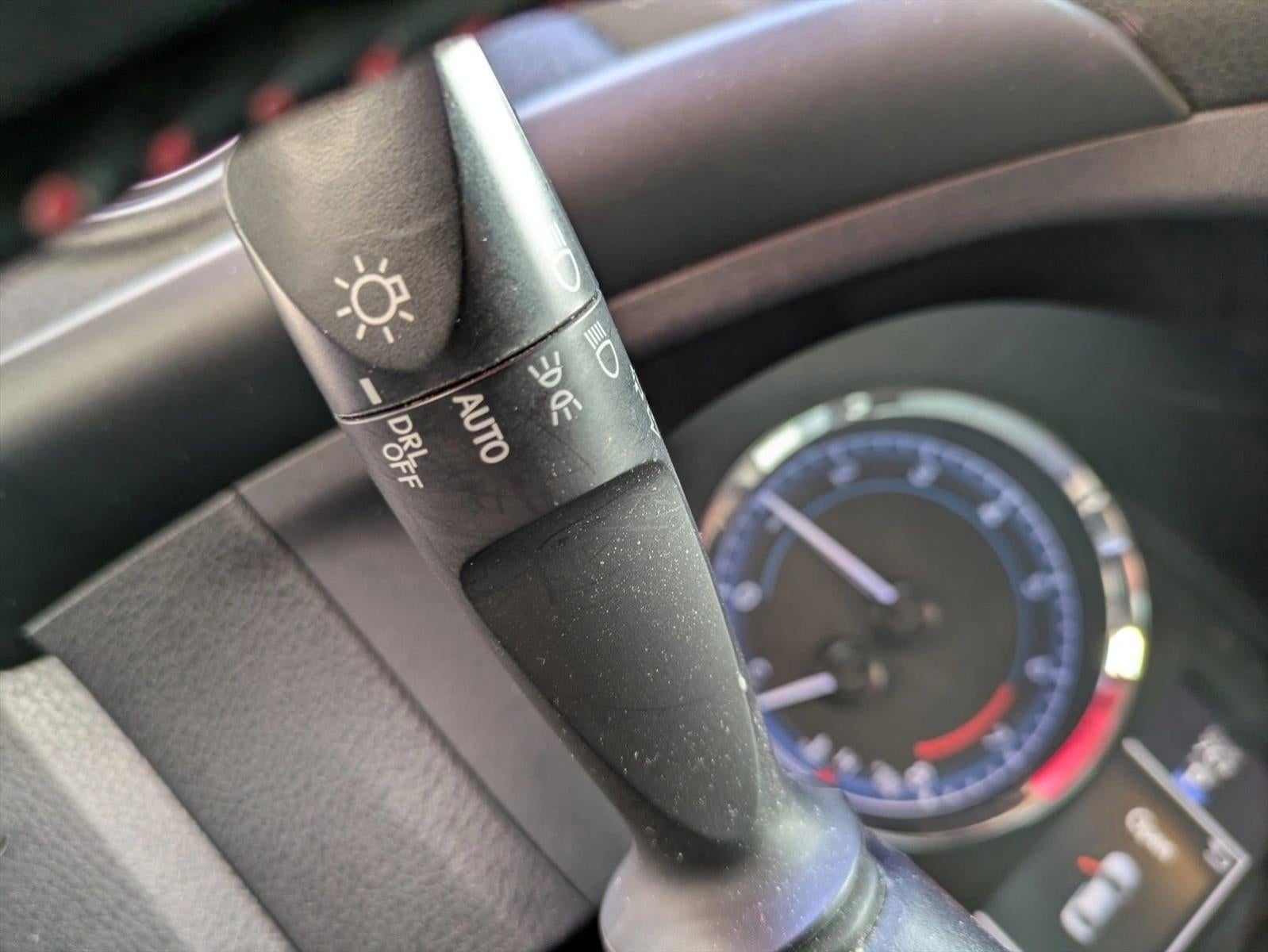 2019 Toyota Corolla SE CVT (Natl)