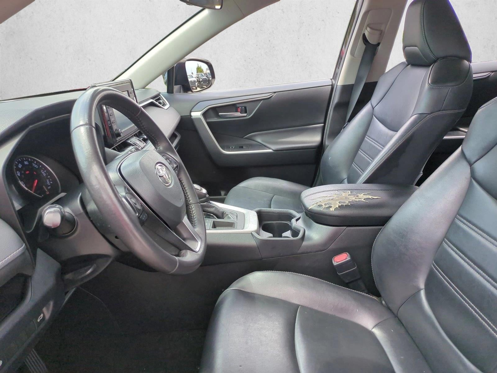 2020 Toyota RAV4 XLE Premium FWD (Natl)