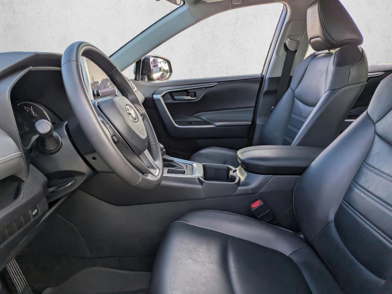 2023 Toyota RAV4 XLE Premium FWD (Natl)