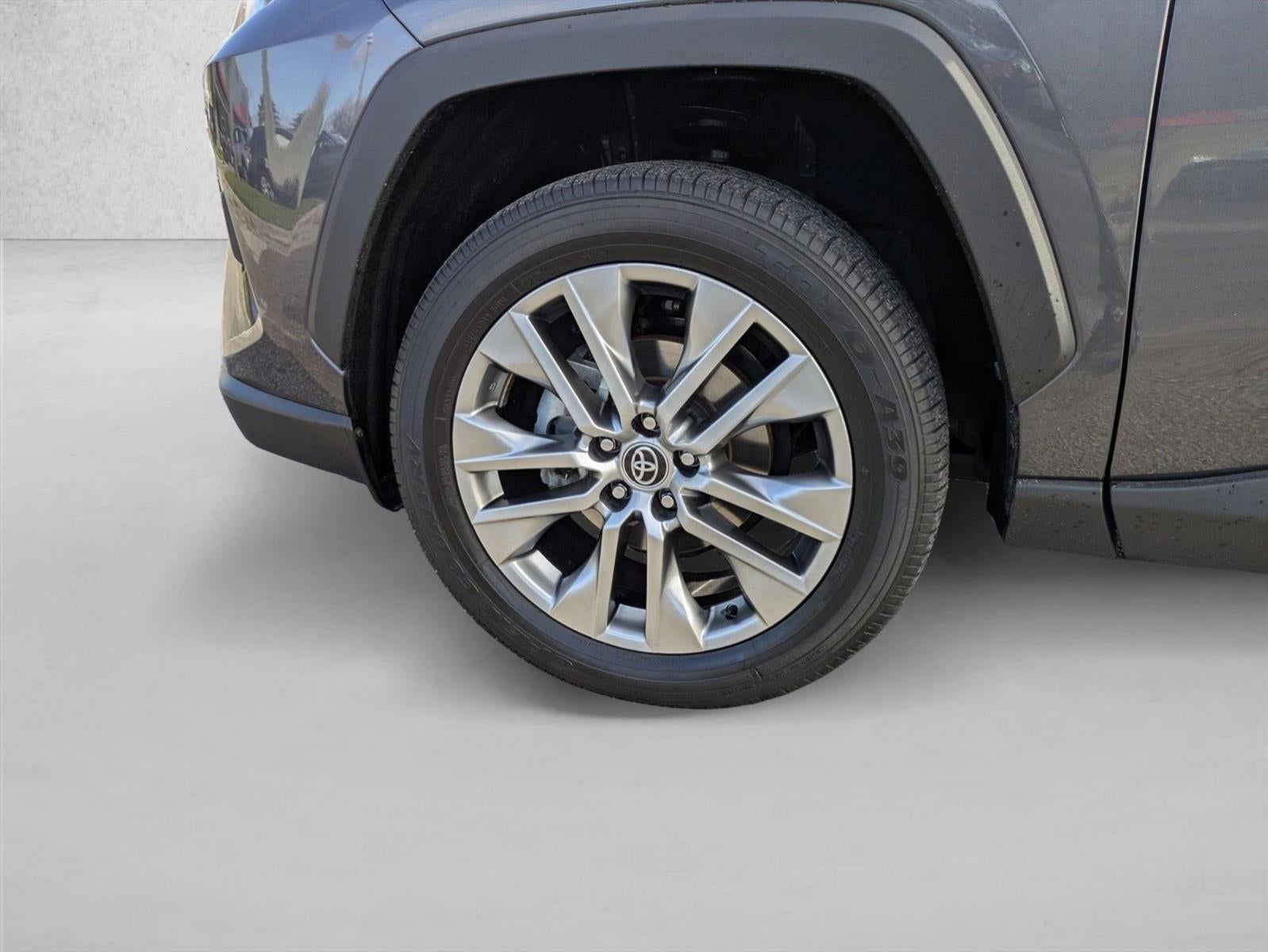 2023 Toyota RAV4 XLE Premium FWD (Natl)