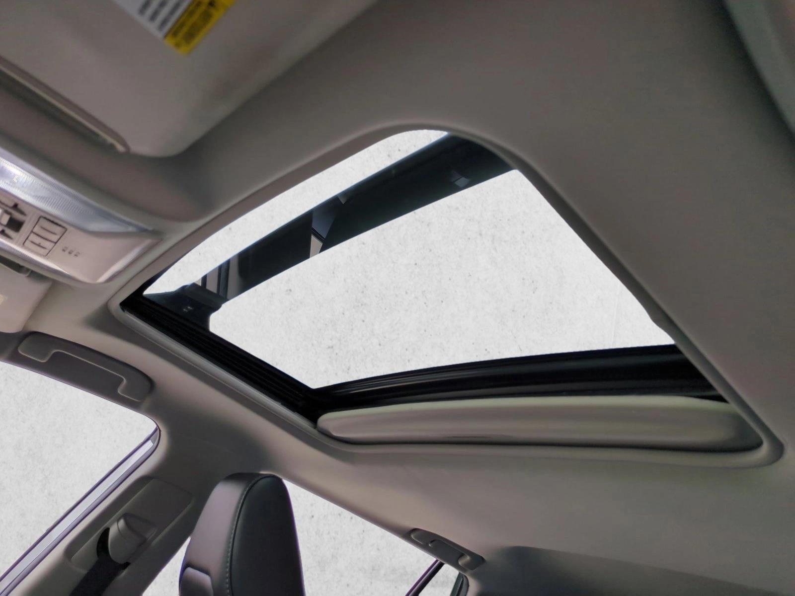2021 Toyota RAV4 XLE Premium FWD (Natl)