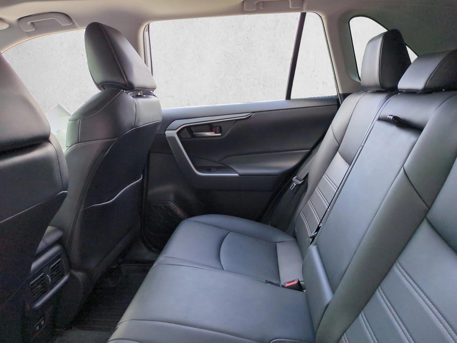 2021 Toyota RAV4 XLE Premium FWD (Natl)