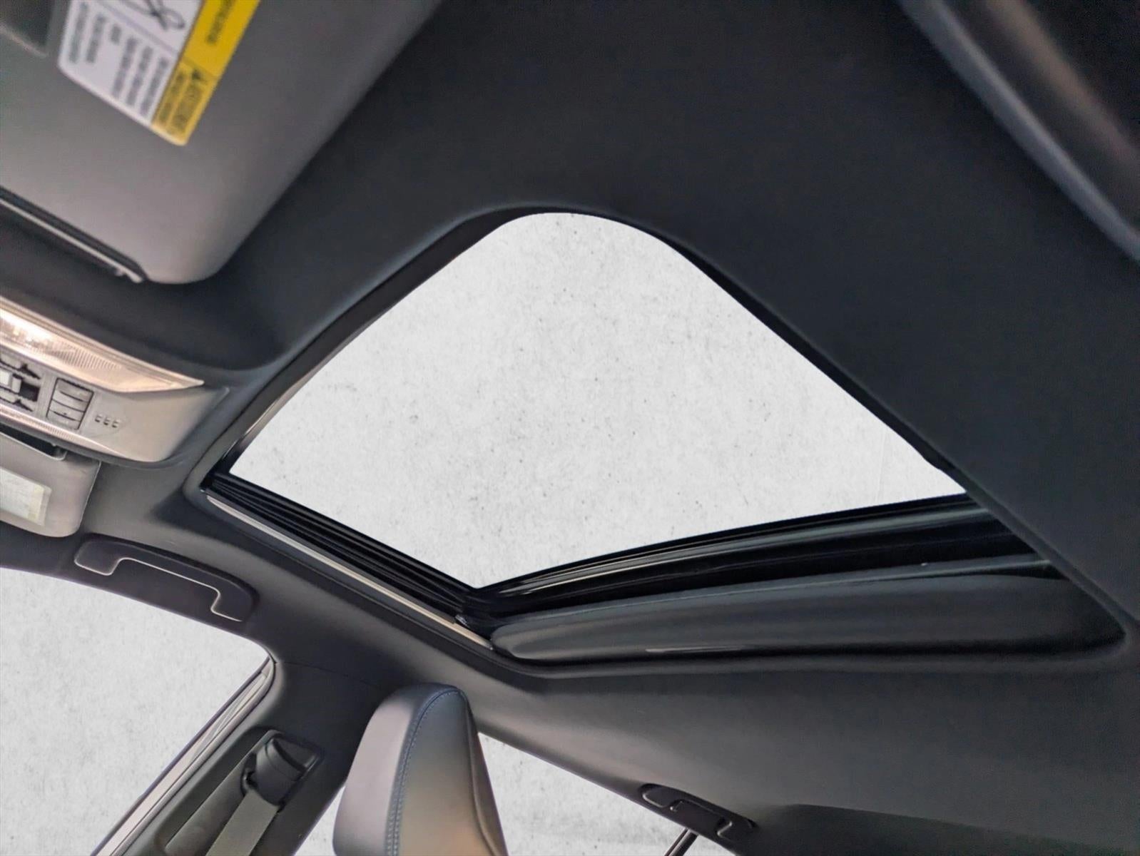 2022 Toyota RAV4 Hybrid XSE AWD (Natl)