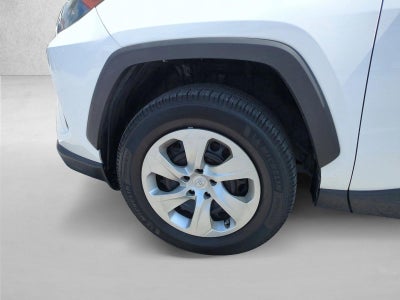 2019 Toyota RAV4 LE FWD (GS)