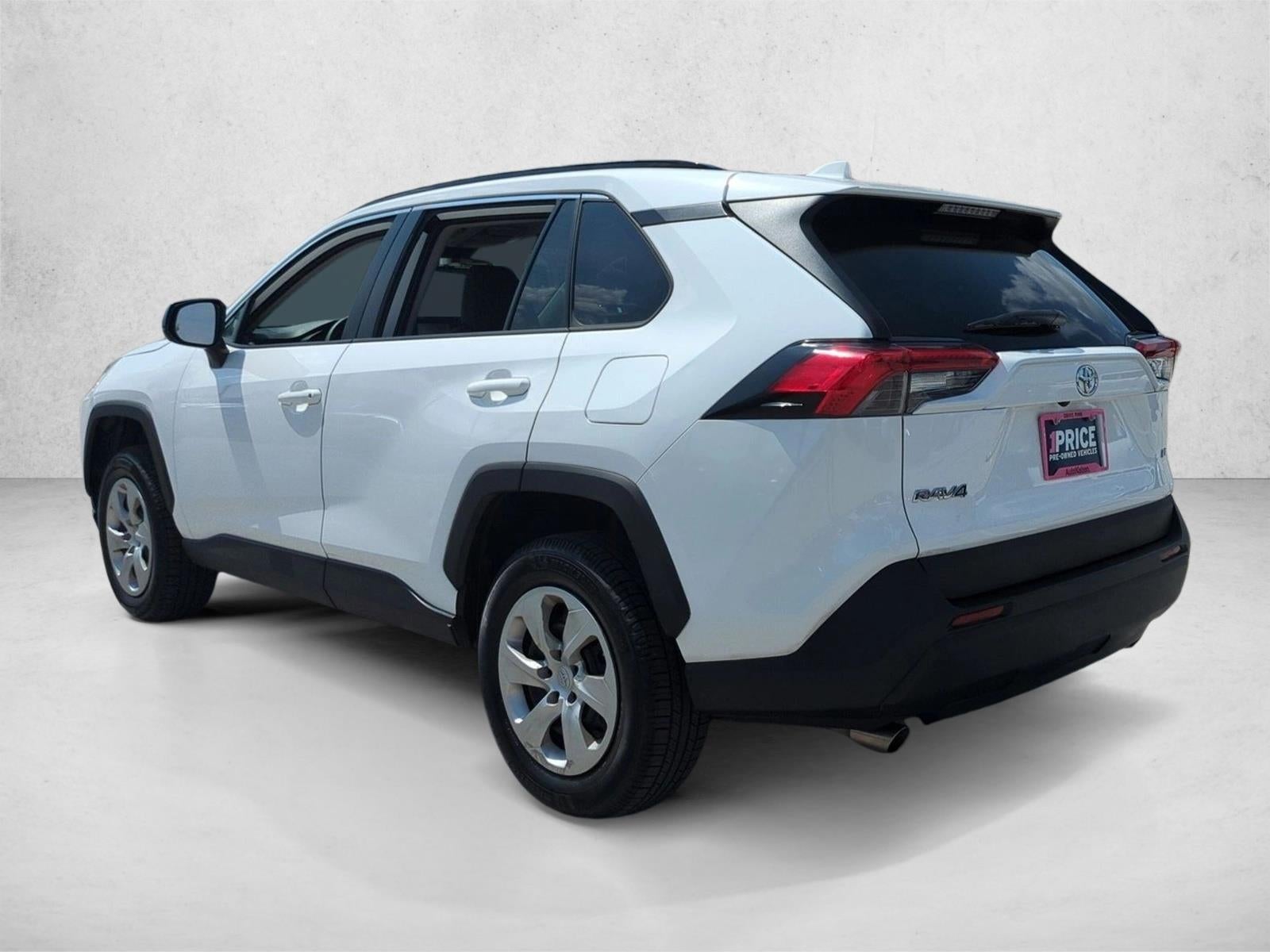 2019 Toyota RAV4 LE FWD (GS)
