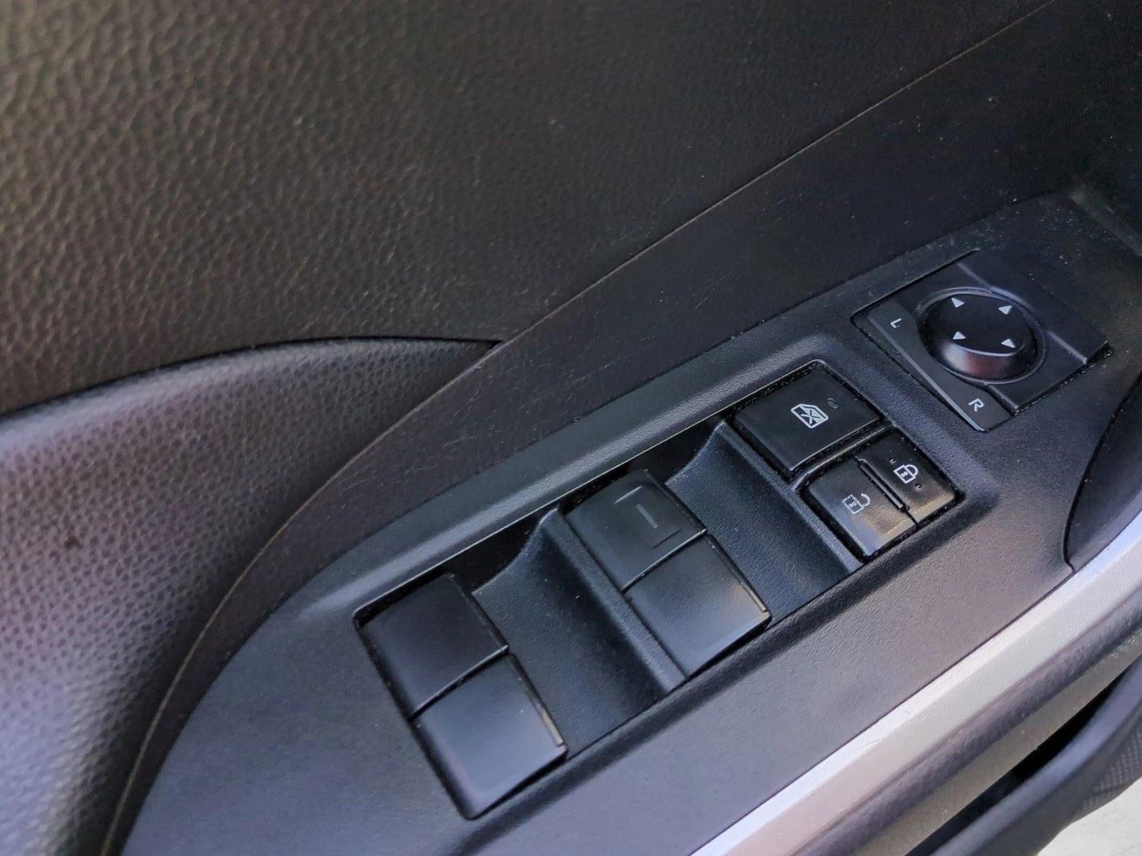 2021 Toyota RAV4 LE FWD (GS)